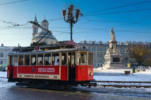 Natale a Torino che spettacolo tram storico